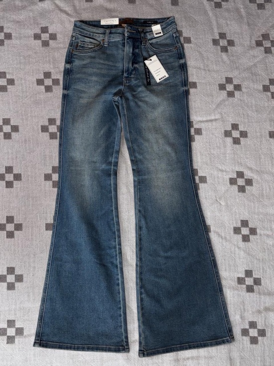 Judy Blue Denim - Judy Blue Mid-Dark Blue Flare Jeans 5/27